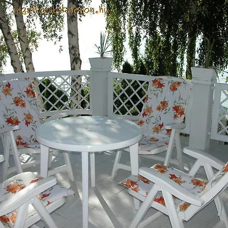 79 - Vizparti Szallas Egy Hangulatos Nyaralohazban Apartamento