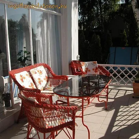 アパート 79 - Vizparti Szallas Egy Hangulatos Nyaralohazban バラトンサールソー