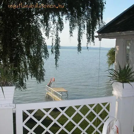 79 - Vizparti Szallas Egy Hangulatos Nyaralohazban *