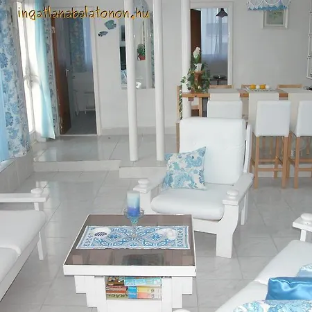 Apartamento 79 - Vizparti Szallas Egy Hangulatos Nyaralohazban *